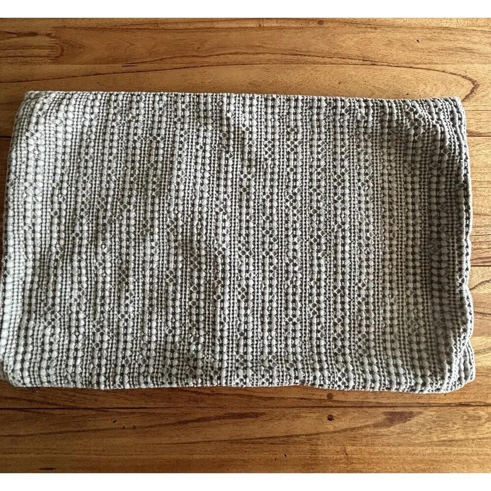 pottery barn pillow cover 16x26